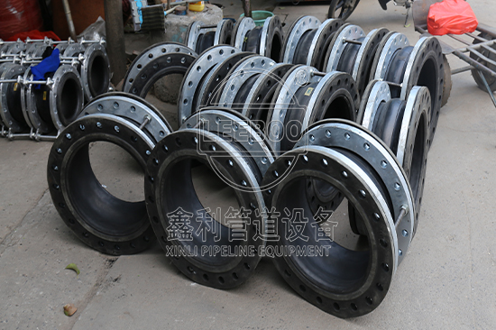 我公司向哈爾濱松北區(qū)創(chuàng)新城供應(yīng)一批高壓橡膠軟接頭