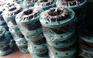 如何保護(hù)室外環(huán)境中的耐油橡膠接頭產(chǎn)品